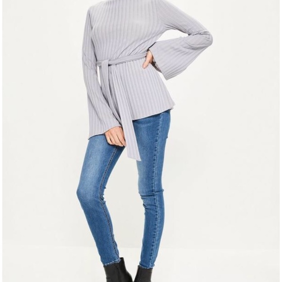 Long Sleeve Stylish Top - Picture 6 of 6